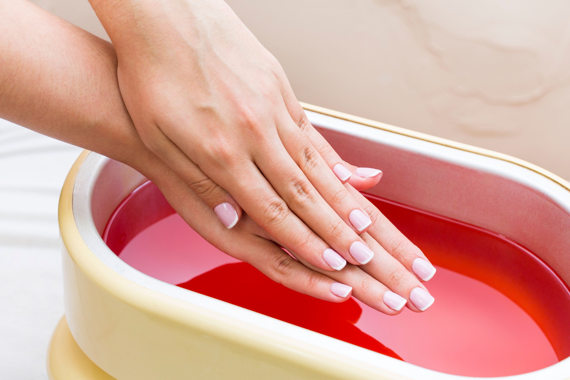 Process paraffin treatment of female hands